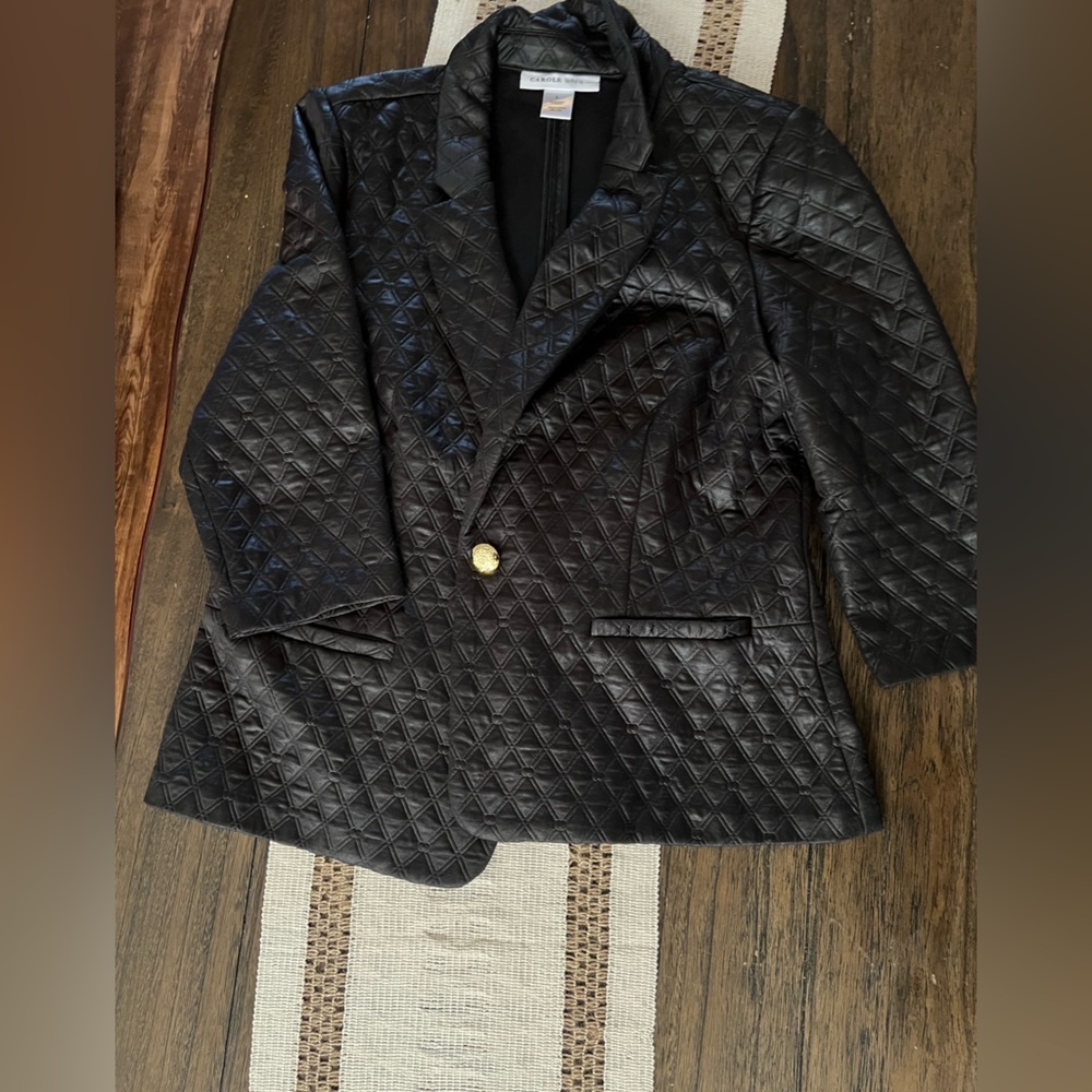 Black Quilted Blazer‎
